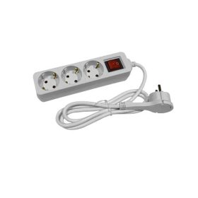 Elosztó 3-as, 1,5 m, kapcsolóval, laposfejű