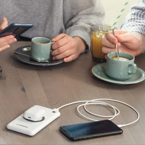 Hordozható akkumulátor VARTA Portable Wireless Power Bank 10000mAh 57913101111