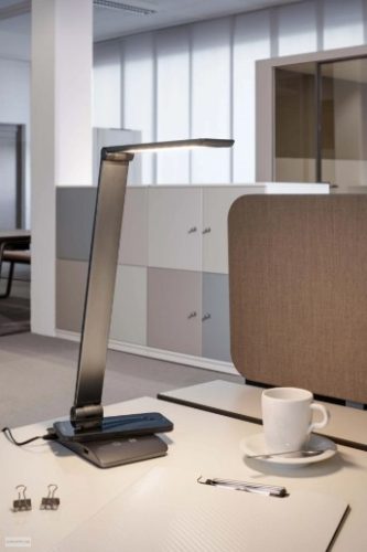 Lámpa asztali LED MAULstella állítható fényerejű, Qi töltéssel és USB csatlakozóval