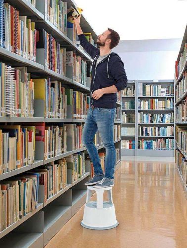 Fellépőzsámoly fém WEDO világos szürke