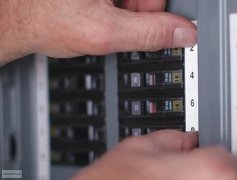 Betűnyomó kazetta gépi XTL 6mm Dymo tartósan sík felület poliészter, fekete-fehér