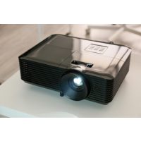 Projektorok és tartozékaik