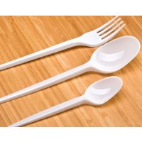 Műanyag evőeszközök